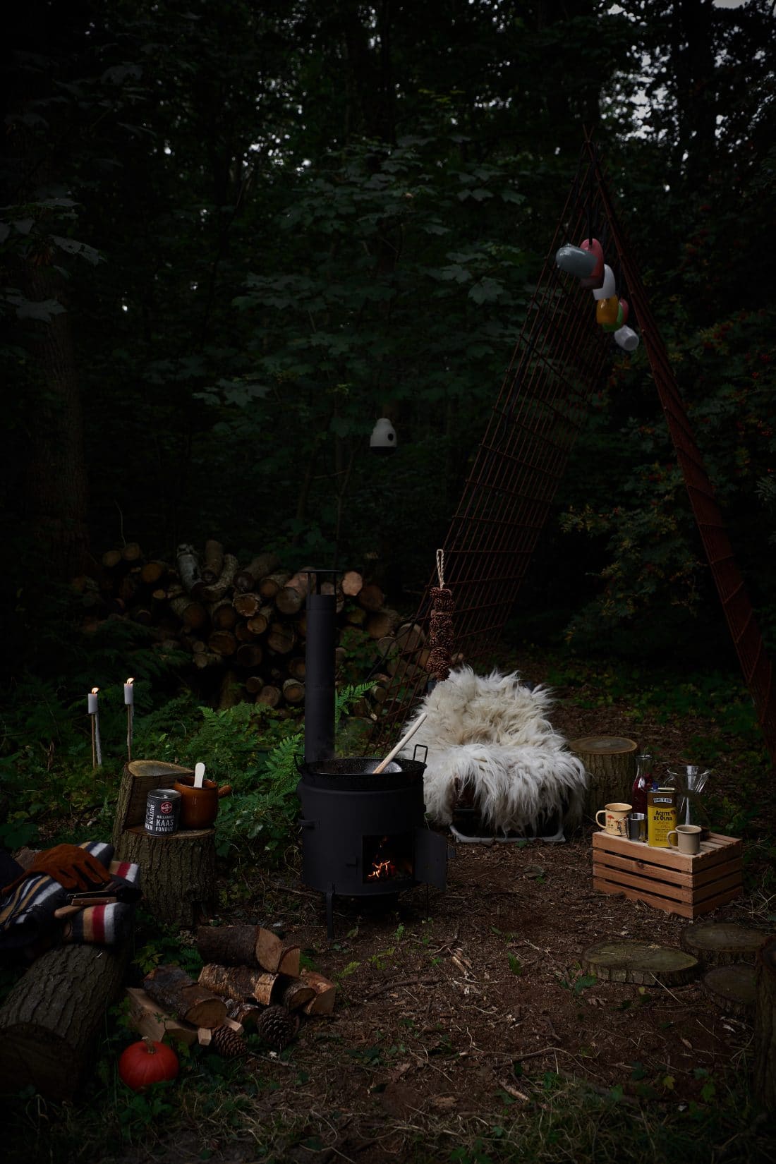 VUUR LAB. Outdoor cooking & Stoking