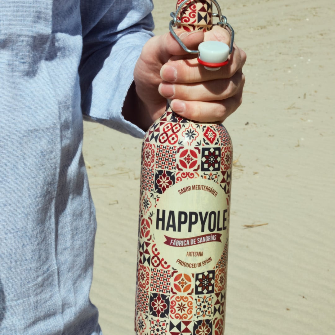 Neem deze lekkere Spaanse Sangria van Happyole mee naar zee!