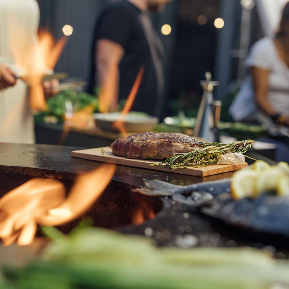 On the OFYR you can also grill really well on a plank