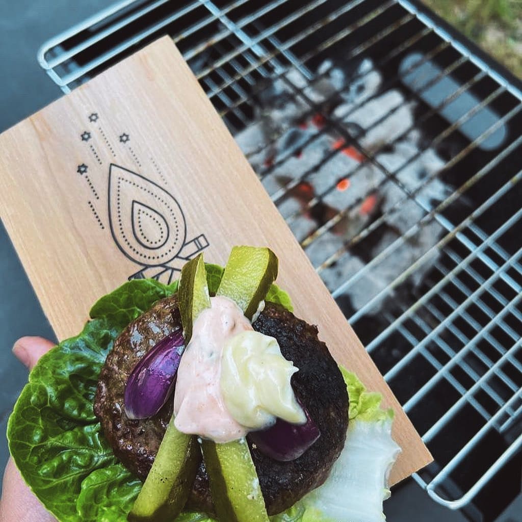 Tapas smoking board with lettuce and burger!