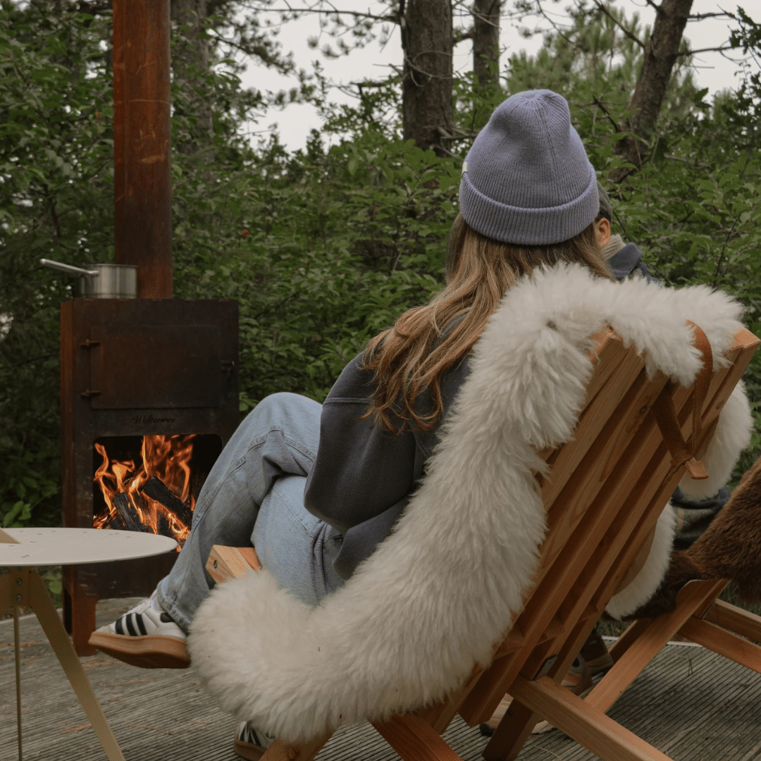 Outdooroven met fieldchair en sheepsocat op Vlieland stortemelk