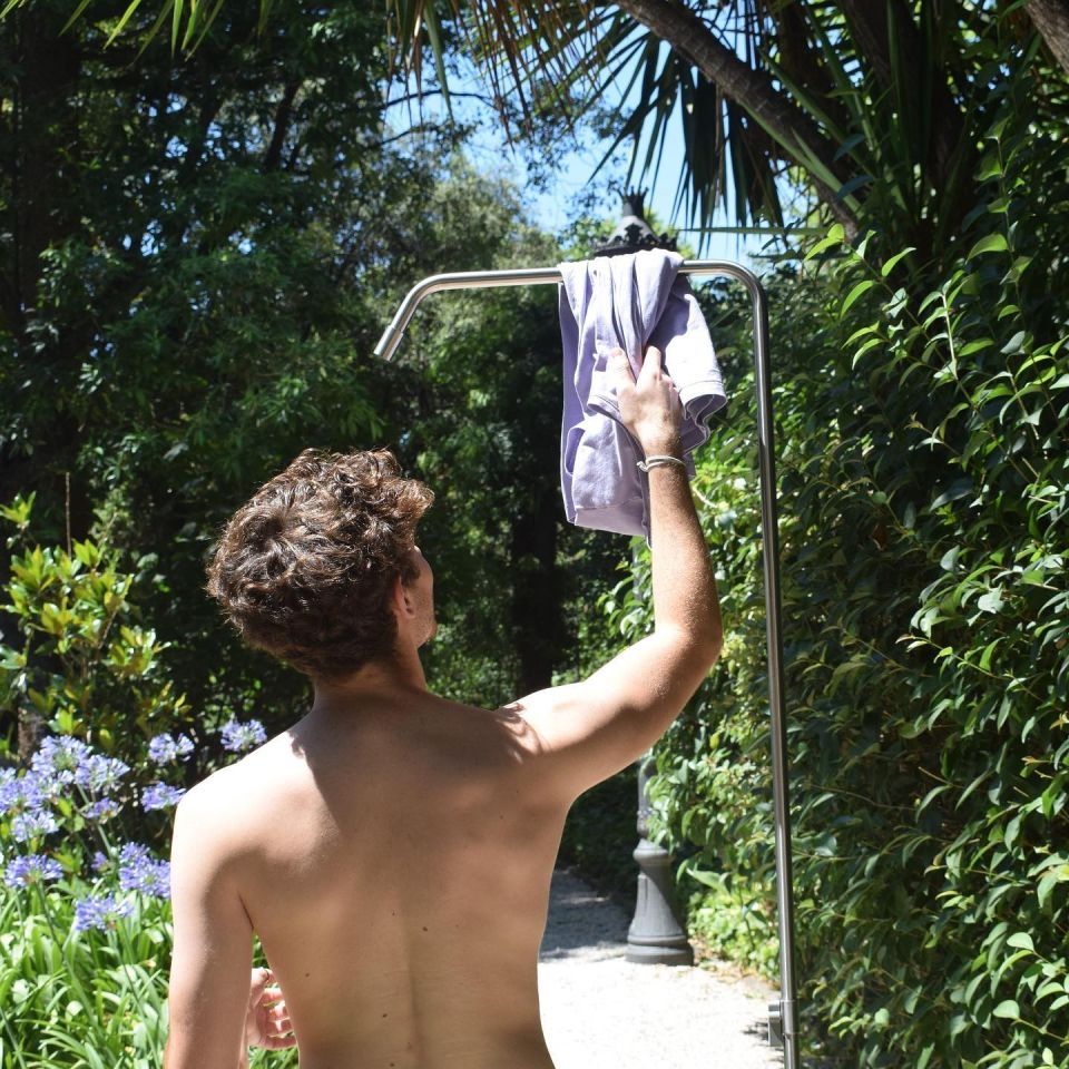 Shop this outdoor shower Serpentine at the VUUR LAB.