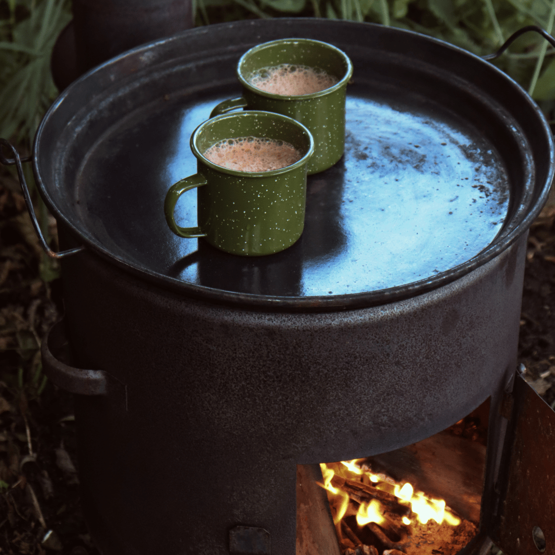 BBQ  Réchaud d'extérieur avec grille et longue cuillère en bois