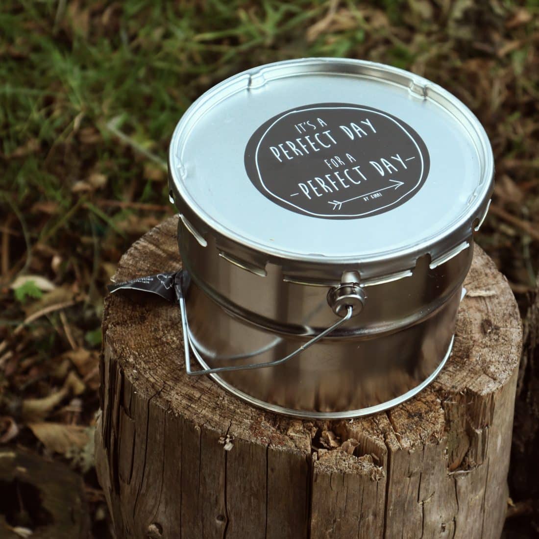Outdoor candle in tin Rustik Lys Black