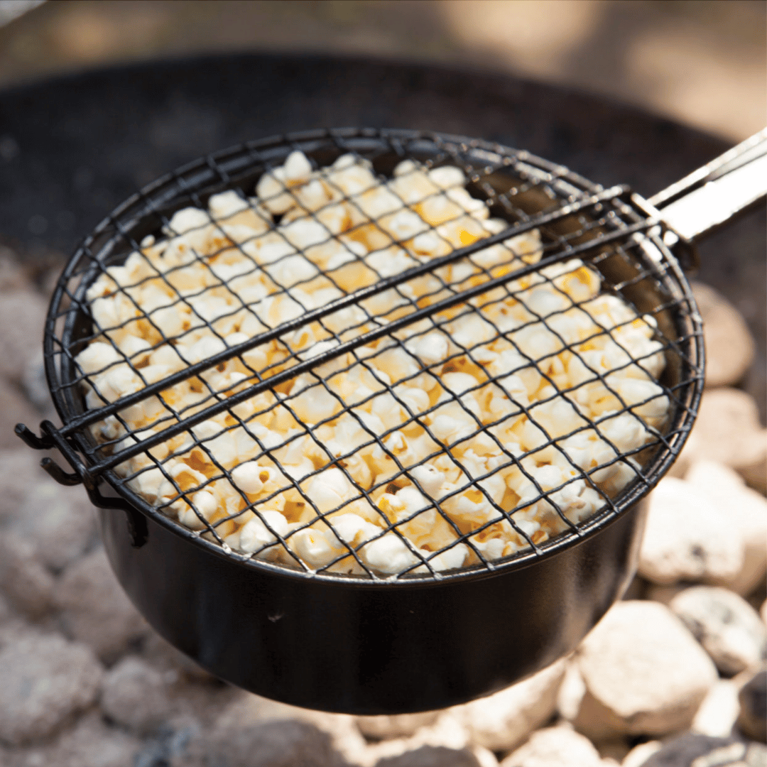 Make your own popcorn with this popcorn pan