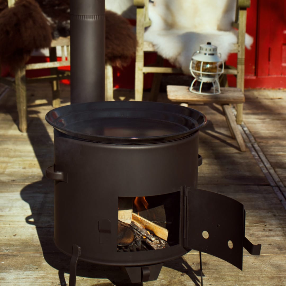 La fièvre du printemps en cuisinant en plein air sur le réchaud d'extérieur VUUR LAB.