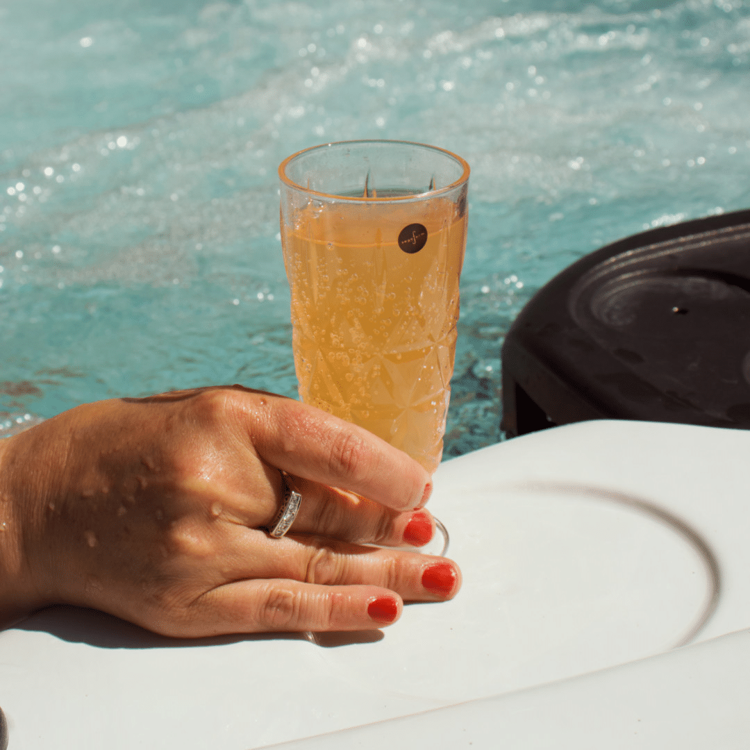 Searoop-Cocktail Mocktail Wellness Tub