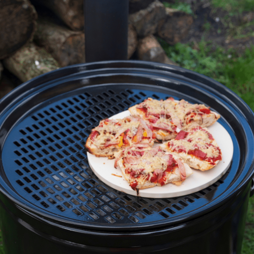 Pizza punten op de buiten kookkachel