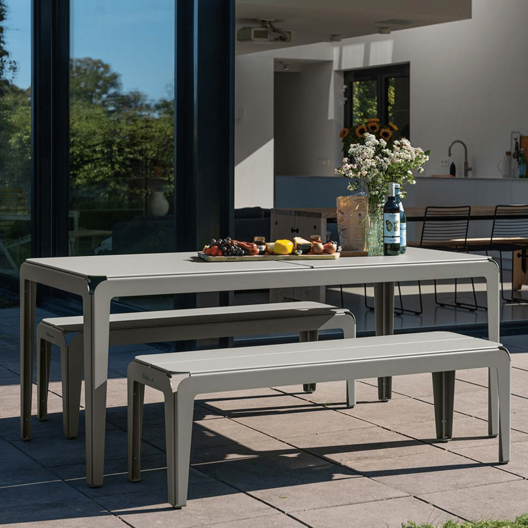 Bended bench agaat grijs tuinset van Weltevree