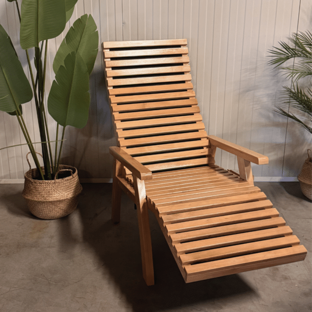 Wellness Lounger infrarood sauna stoel in showroom