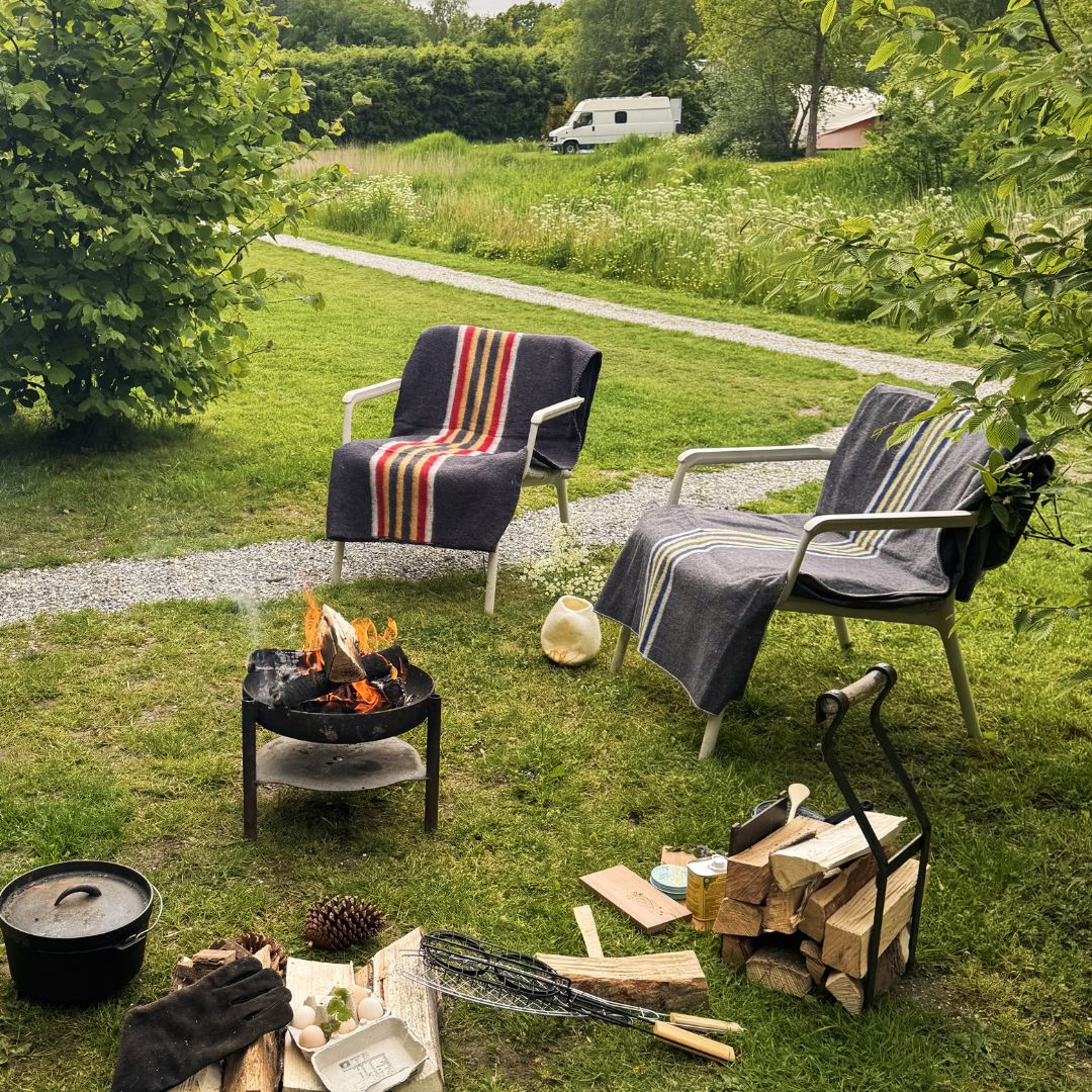 Stoere dekens VUUR LAB. bij het kampvuur Stoere dekens VUUR LAB. bij het kampvuur