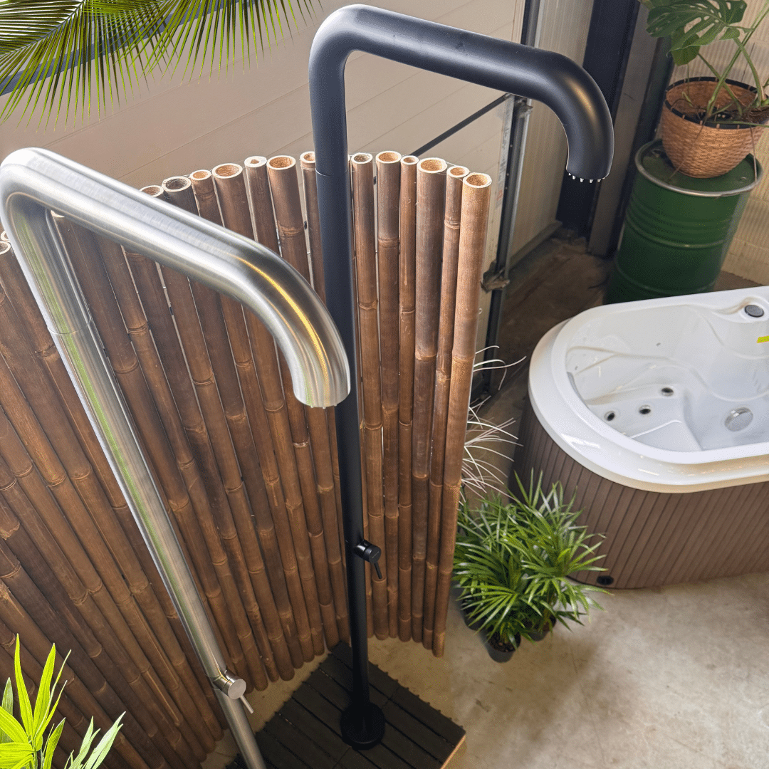 Buitendouche Flow zwart RVS316L WELLNESS TUB