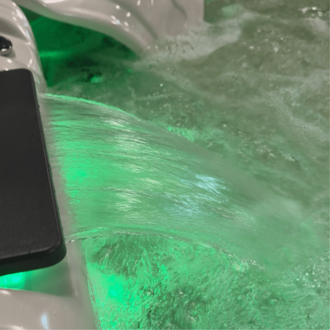 Waterval Wellness Tub infinity Spa