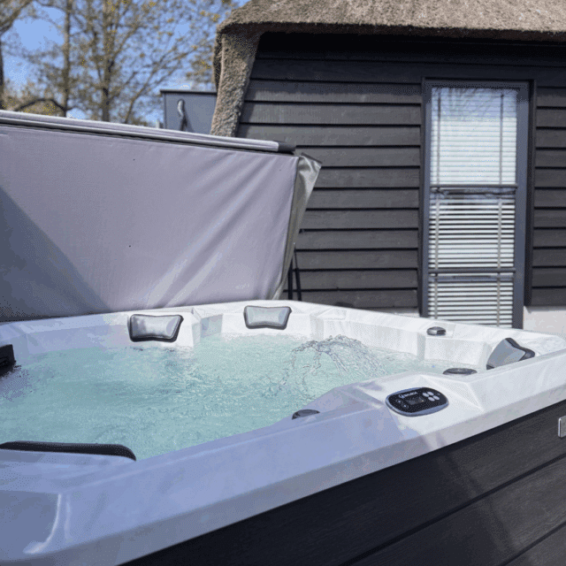 Wellness Tub Ultimate Spa Eco 004 in Schoorl
