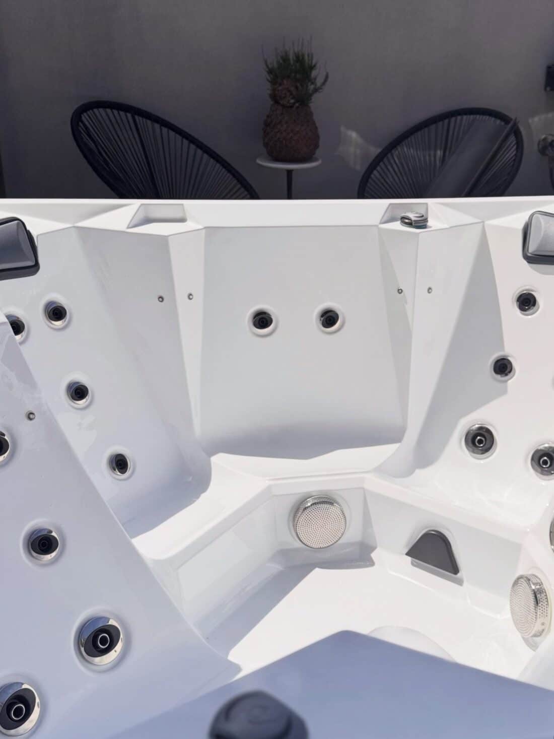 Wellness Tub Ultimate Spa 004 Eco Pure White zomer