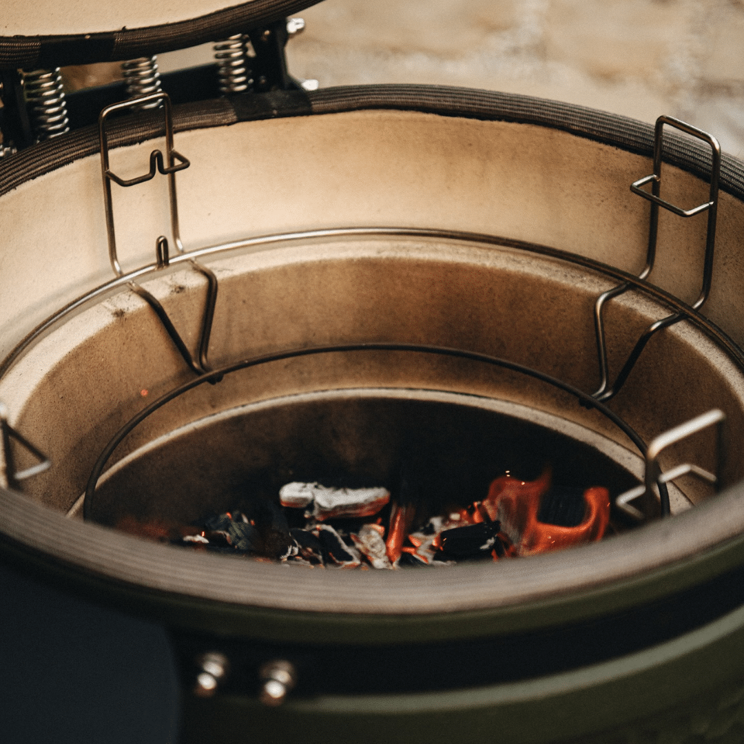 Moddern original Kamado BBQ geopend