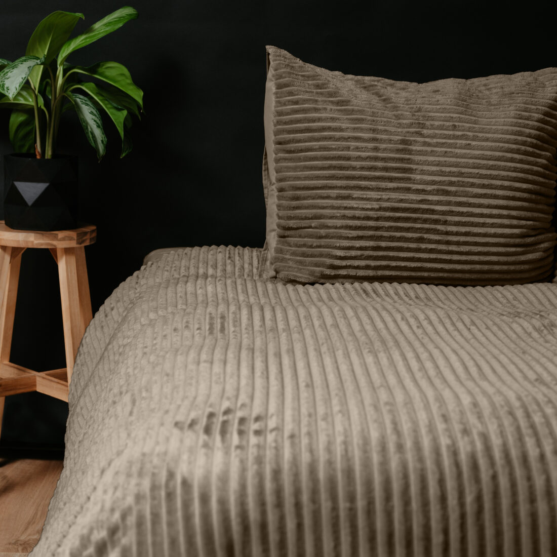 Rib Teddy Taupe 200 X 200 220