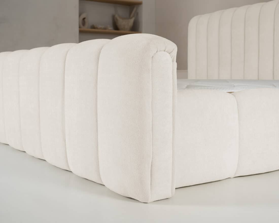Designbed Adore Chique 180x200cm Beige 8211 Zonder Matras