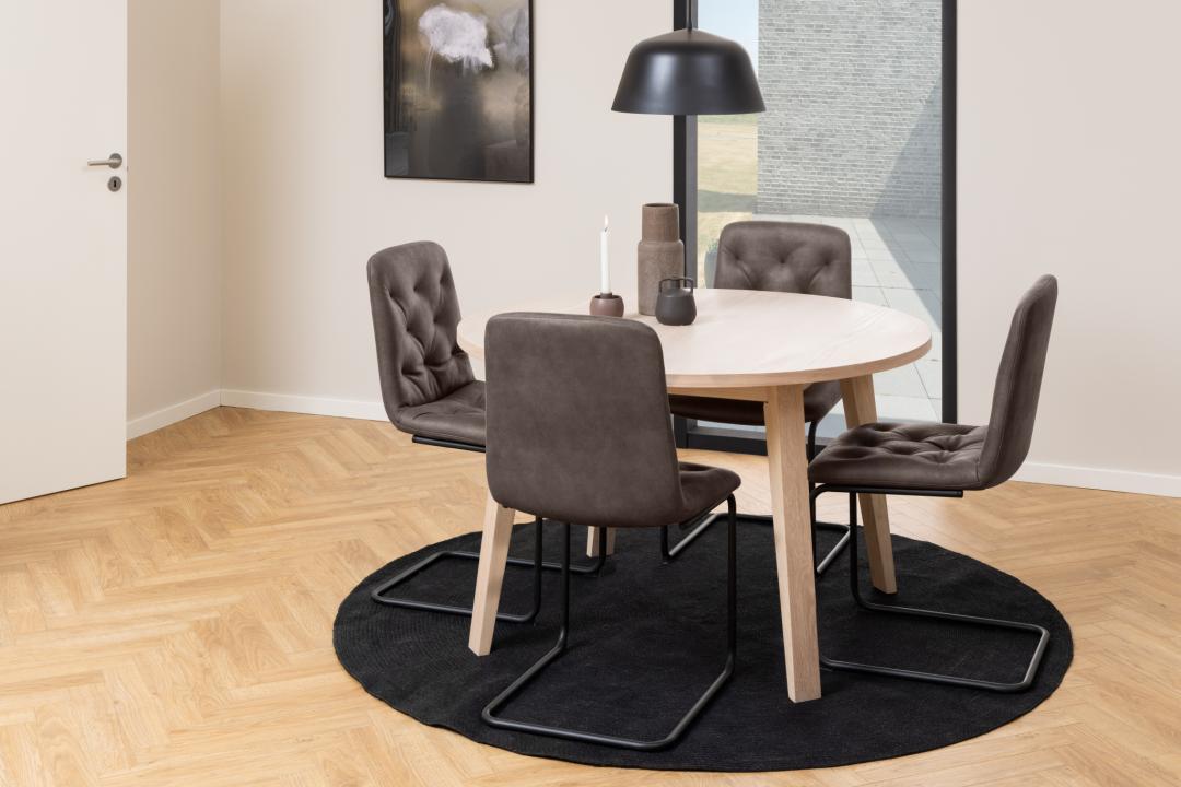 Eetkamertafel A Line 8211 Wit Gepigmenteerd Eikenfineer 8211 120cm