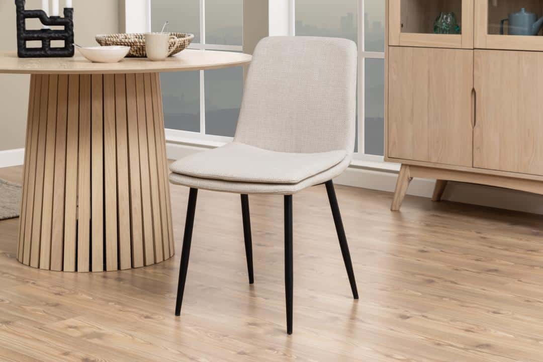 Eetkamerstoel Becca 8211 Stof Basel Beige 8211 Zwart Metaal Minimale Bestelling 4 Stuks Eetkamerstoel Becca 8211 Stof Basel Beige 8211 Zwart Metaal Minimale Bestelling 4 Stuks
