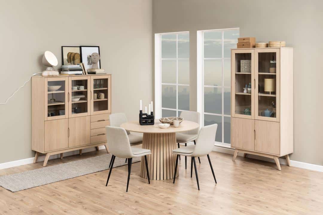 Eetkamerstoel Becca 8211 Stof Basel Beige 8211 Zwart Metaal Minimale Bestelling 4 Stuks Eetkamerstoel Becca 8211 Stof Basel Beige 8211 Zwart Metaal Minimale Bestelling 4 Stuks