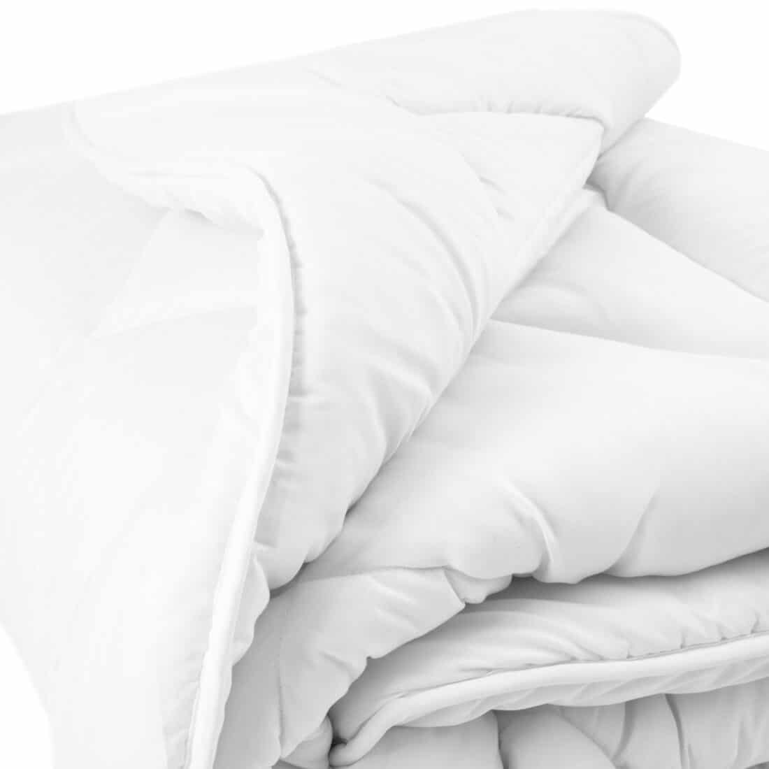 Micro Touch Enkel Dekbed Wit 8211 140x200