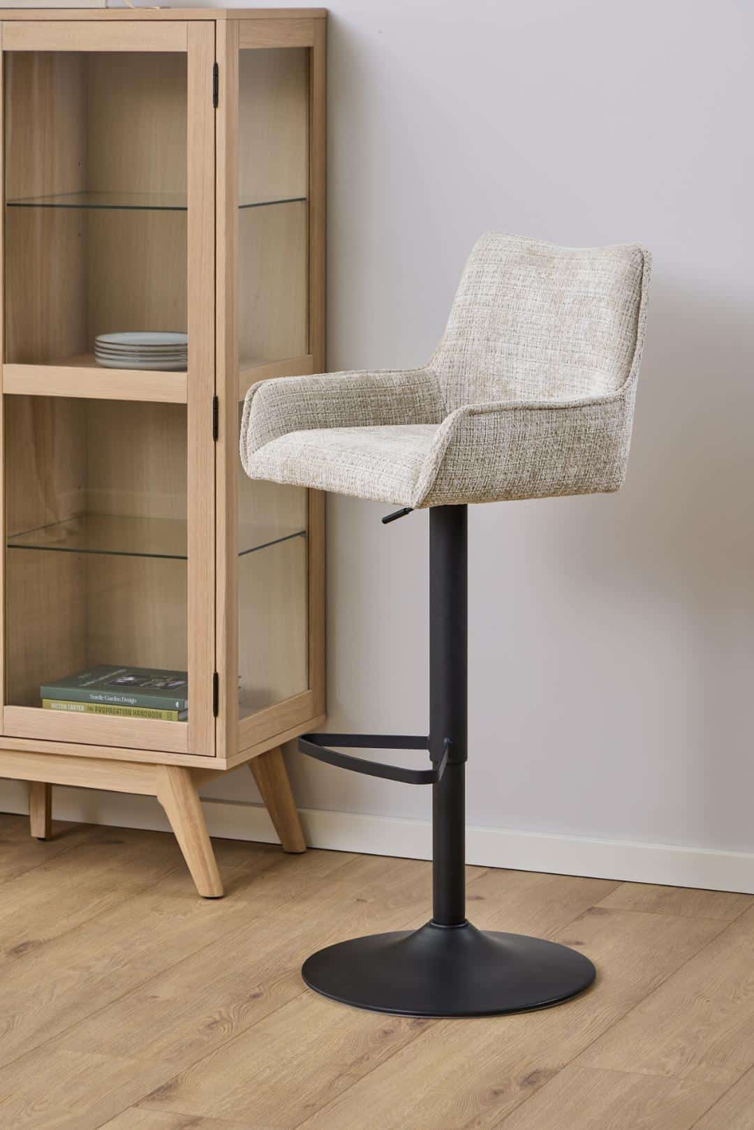 Barkruk Eddie 8211 Stof Juto Beige 8211 Zwart Metaal Minimale Bestelling 2 Stuks