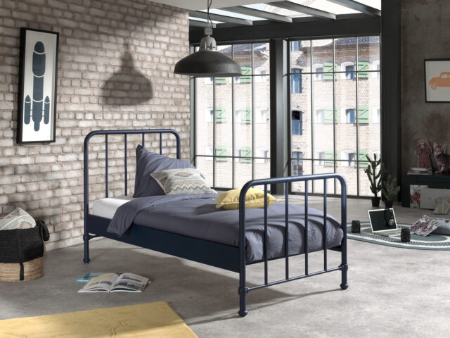 Ledikant Bronxx 8211 Mat Blauw Denim 8211 90x200cm