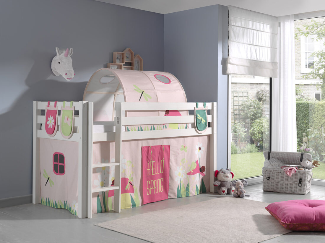 Deze Pino Combinatie Bestaat Uit Een Witte Pino Hoogslaper Een Speelgordijn Spring 3 Zakjes Spring En Een Tunnel Spring