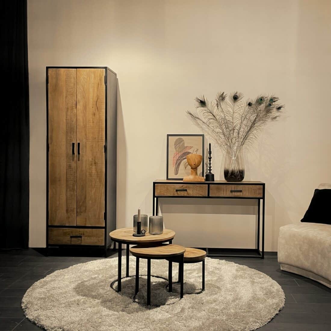 Sturdy 2 Doors 65cm