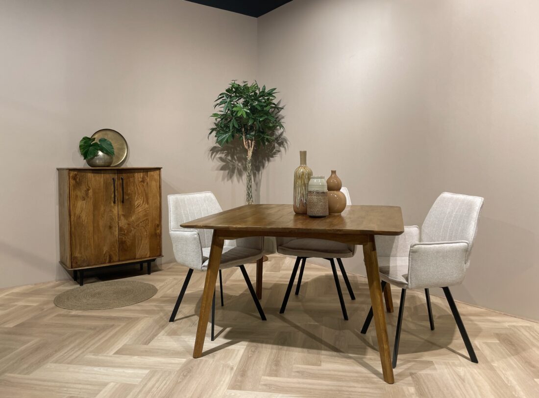 Eetkamertafel Elias 8211 120cm 8211 Mangohout Afgelakt