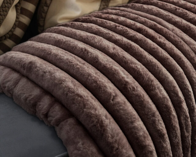 Rib Konijn Bont Plaid Taupe Grijs 150 X 200