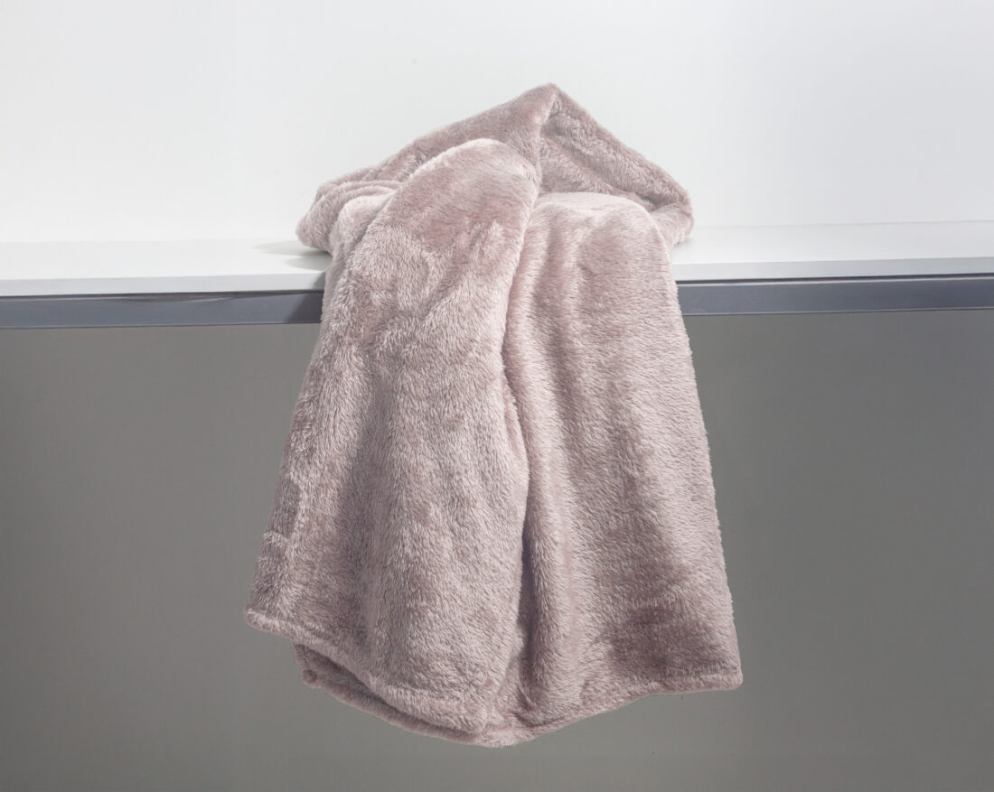 Teddy Deken Poeder Roze 150 X 200