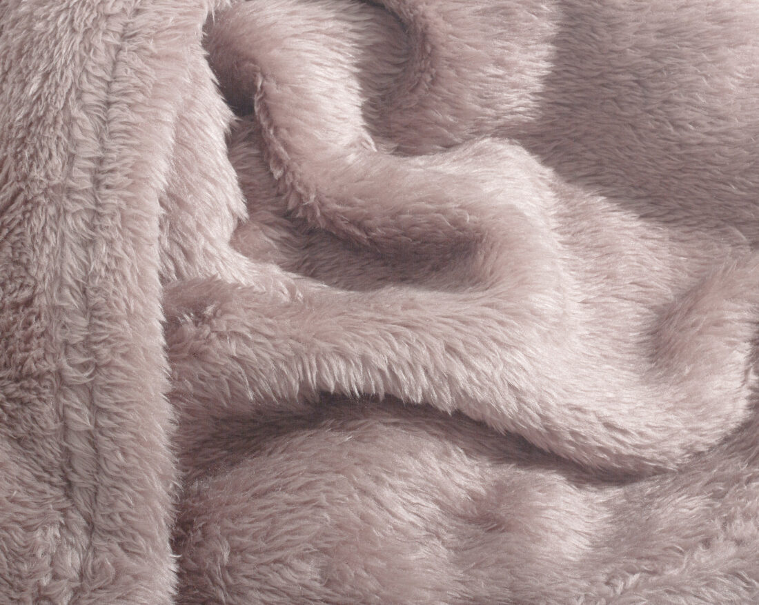 Teddy Deken Poeder Roze 150 X 200