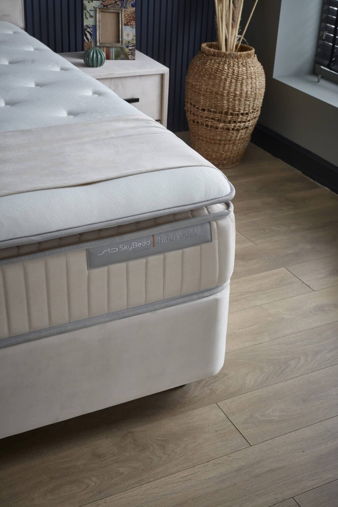 Opbergboxspring Birdybedd 8211 Beige Fluweel 8211 90 215 200 Cm Opbergboxspring Birdybedd 8211 Beige Fluweel 8211 90 215 200 Cm