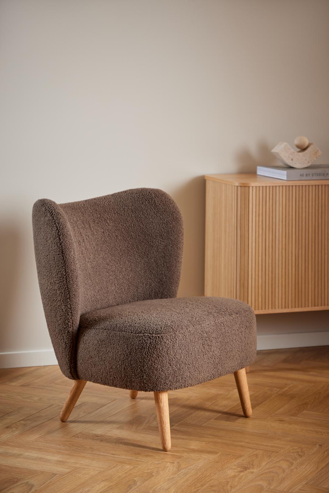 Loungestoel Elmont 8211 Stof Orson Bruin 8211 Eikenhout Loungestoel Elmont 8211 Stof Orson Bruin 8211 Eikenhout