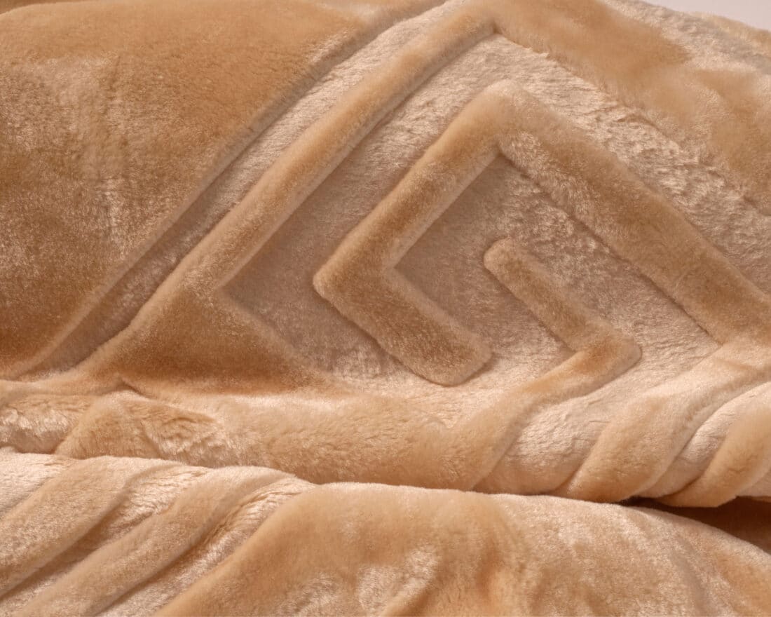 Deken Zeta Gemboste 8211 Crme 8211 200 215 240 Cm