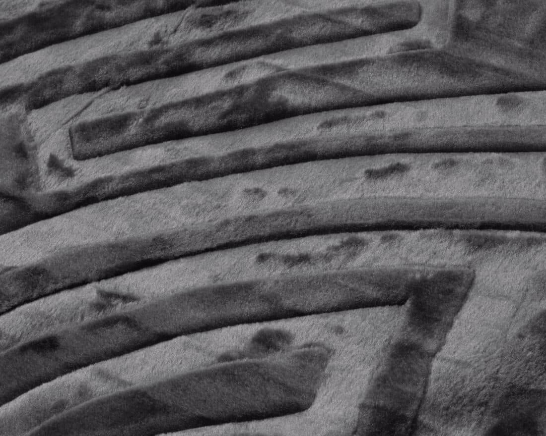 Deken Zeta Gembosseerd 8211 Antraciet 8211 Met Relif 8211 200 215 240 Cm