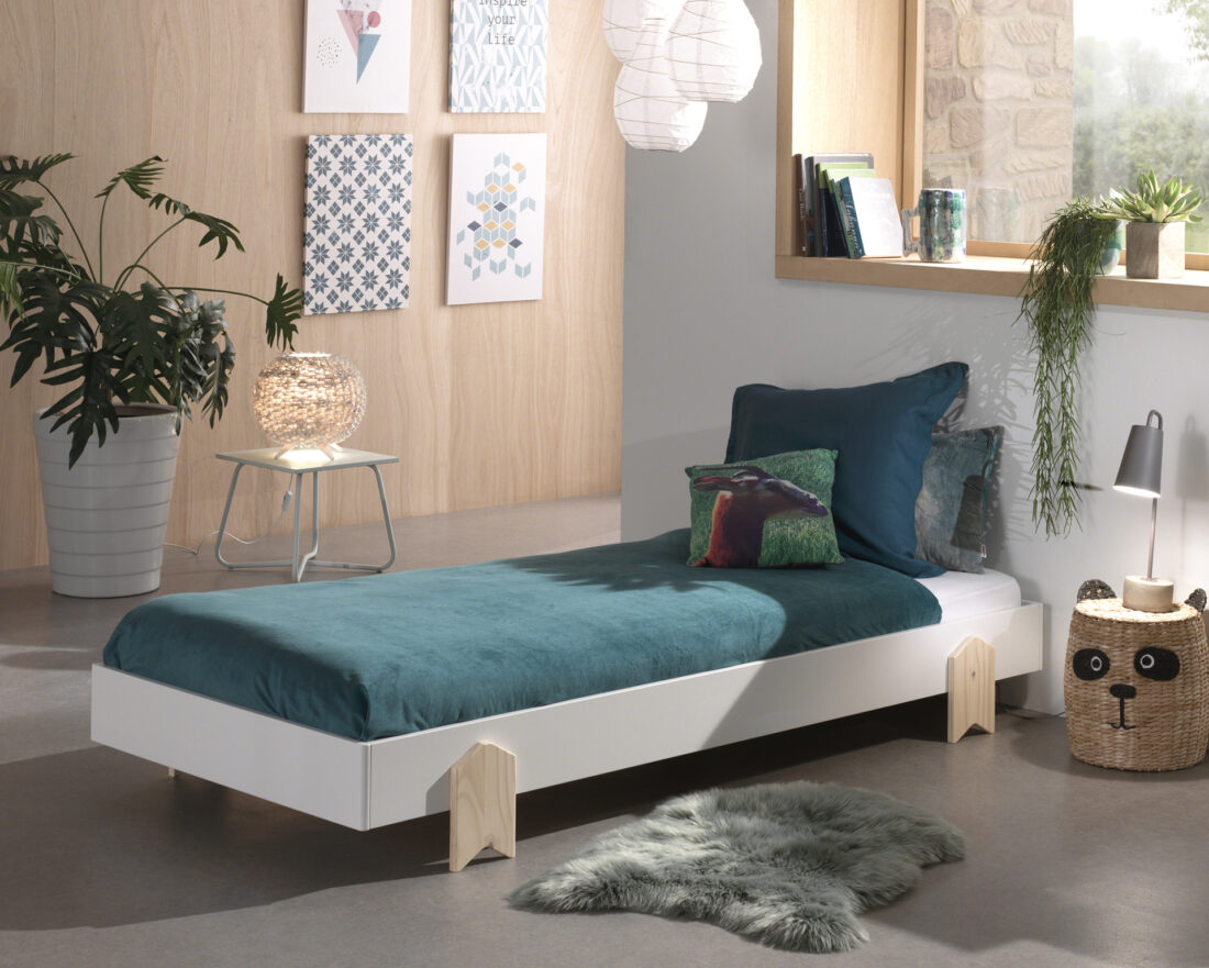 Deze Modulo Combinatie Bestaat Uit 2 Witte Modulo Bedden 90 X 200 Cm Met Massieve Poten In De Vorm Van Een Pijl
