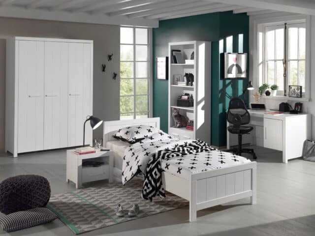 Deze Erik Combinatie In Wit Bestaat Uit Een Bed 90 215 200 Met Bijpassend Nachtkastje 3 Deurs Kledingkast Bureau En Boekenkast