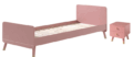 Deze BILLY-combinatie bestaat uit het terra roze BILLY-bed (90x200cm) en de bijpassende terra roze nachttafel.