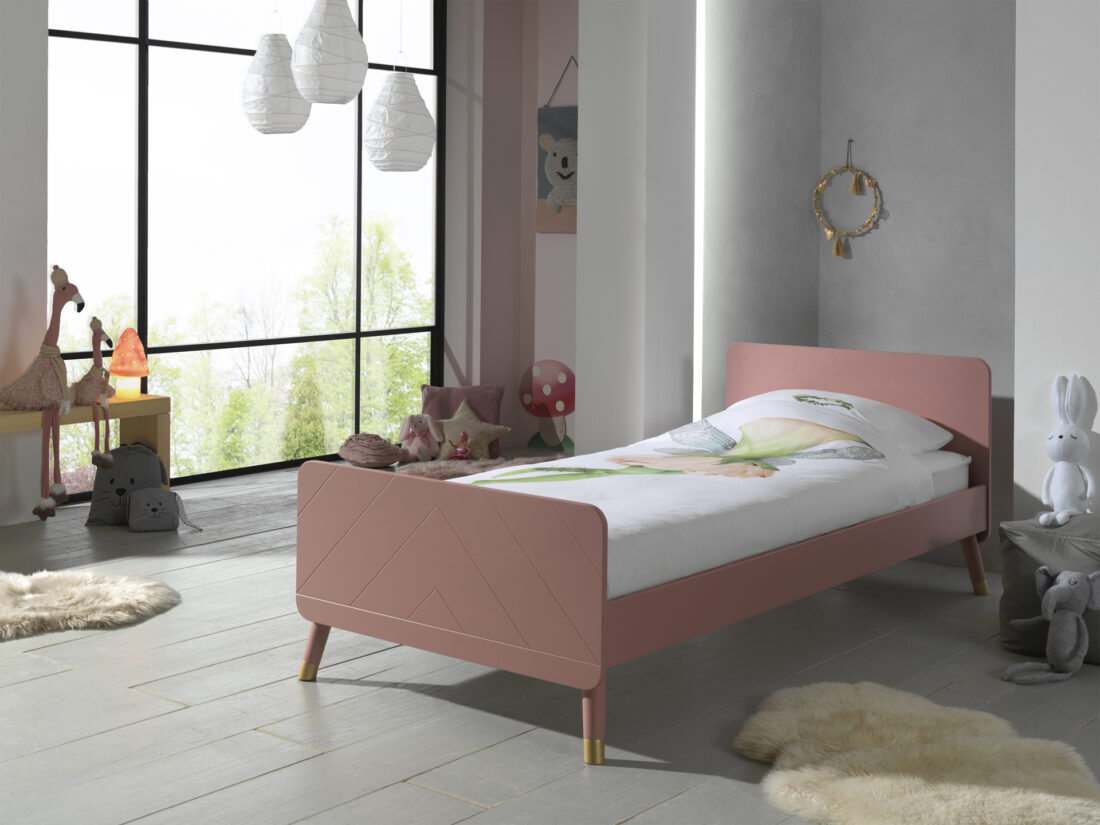 Deze Billy Combinatie Bestaat Uit Het Terra Roze Billy Bed 90x200cm En De Bijpassende Terra Roze Nachttafel
