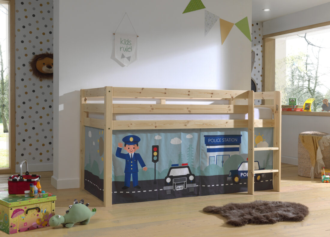 Deze Pino Combinatie Bestaat Uit Een Pino Hoogslaper In Natuurkleur En Een Speelgordijn Met Politiethema