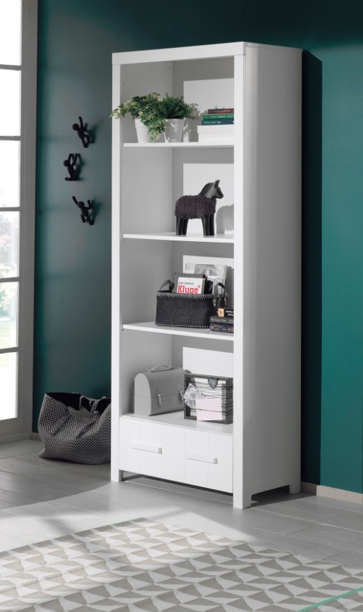 Deze Erik Combinatie In Wit Bestaat Uit Een Bed 90 215 200 Met Bijhorende Lattenbodem Nachtkastje 2 Deurs Kleerkast Bureau En Boekenrek