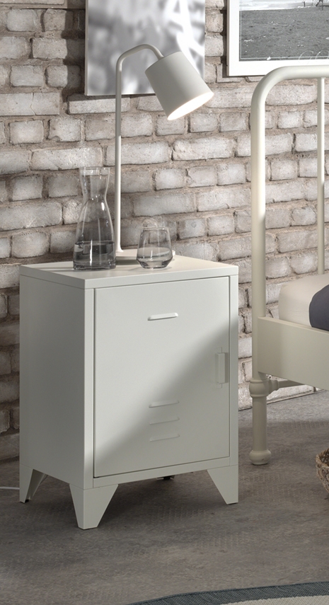 Deze Bronxx Combinatie Bestaat Uit Het Witte Bronxx Bed 90 X 200 Cm Met Het Bijbehorende Nachtkastje In Het Wit