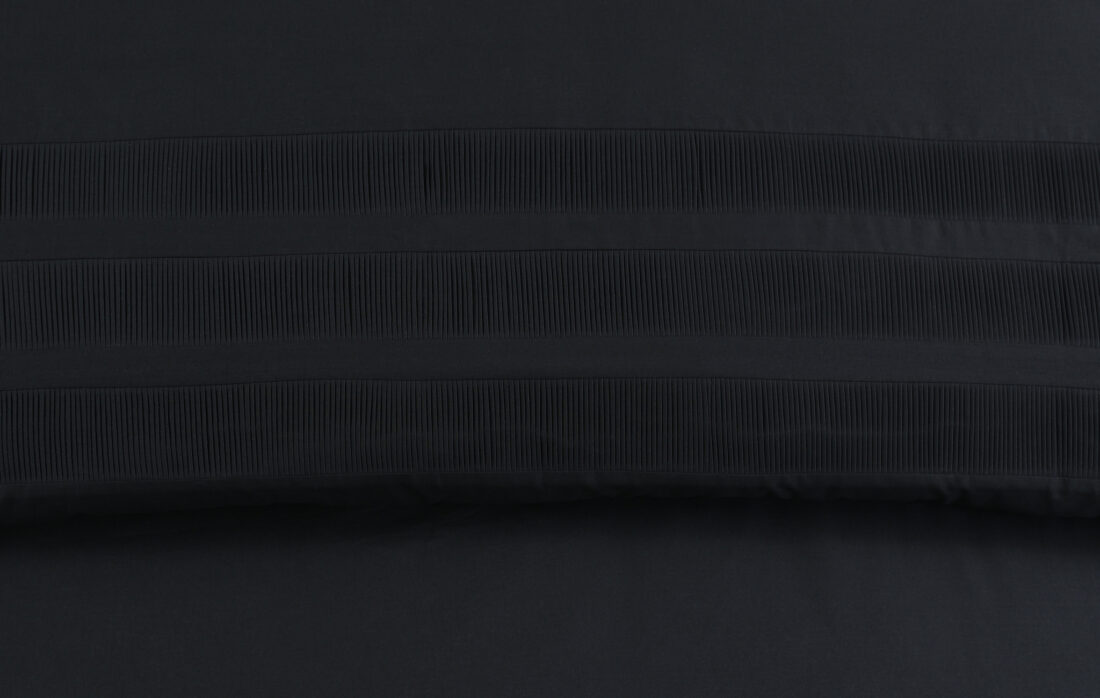 Bali Zwart 240 X 220