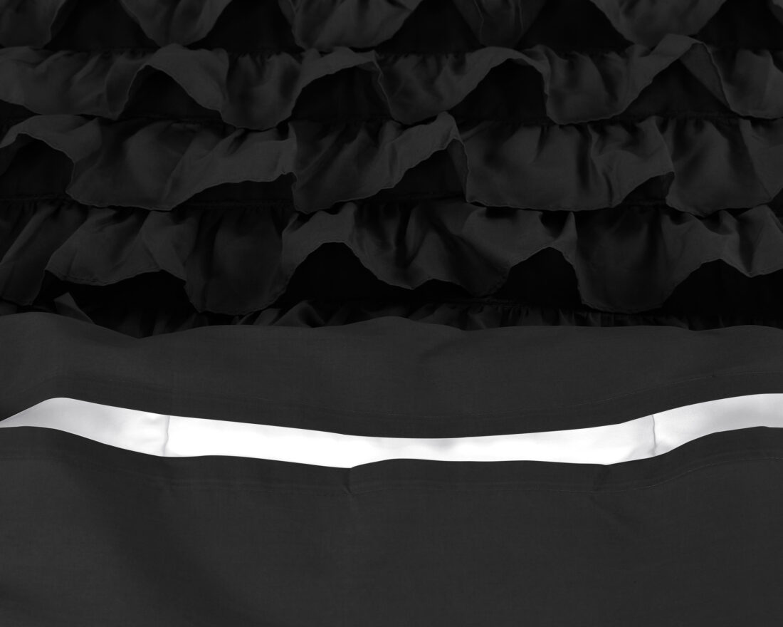 Cyprus Zwart 140 X 220