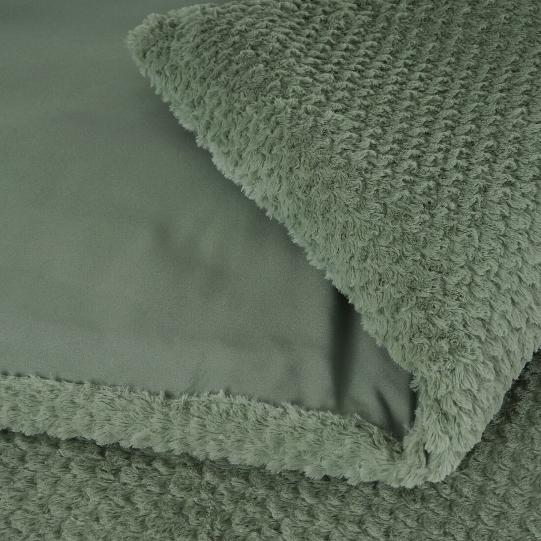 Bont Teddy Groen 240 X 200 220