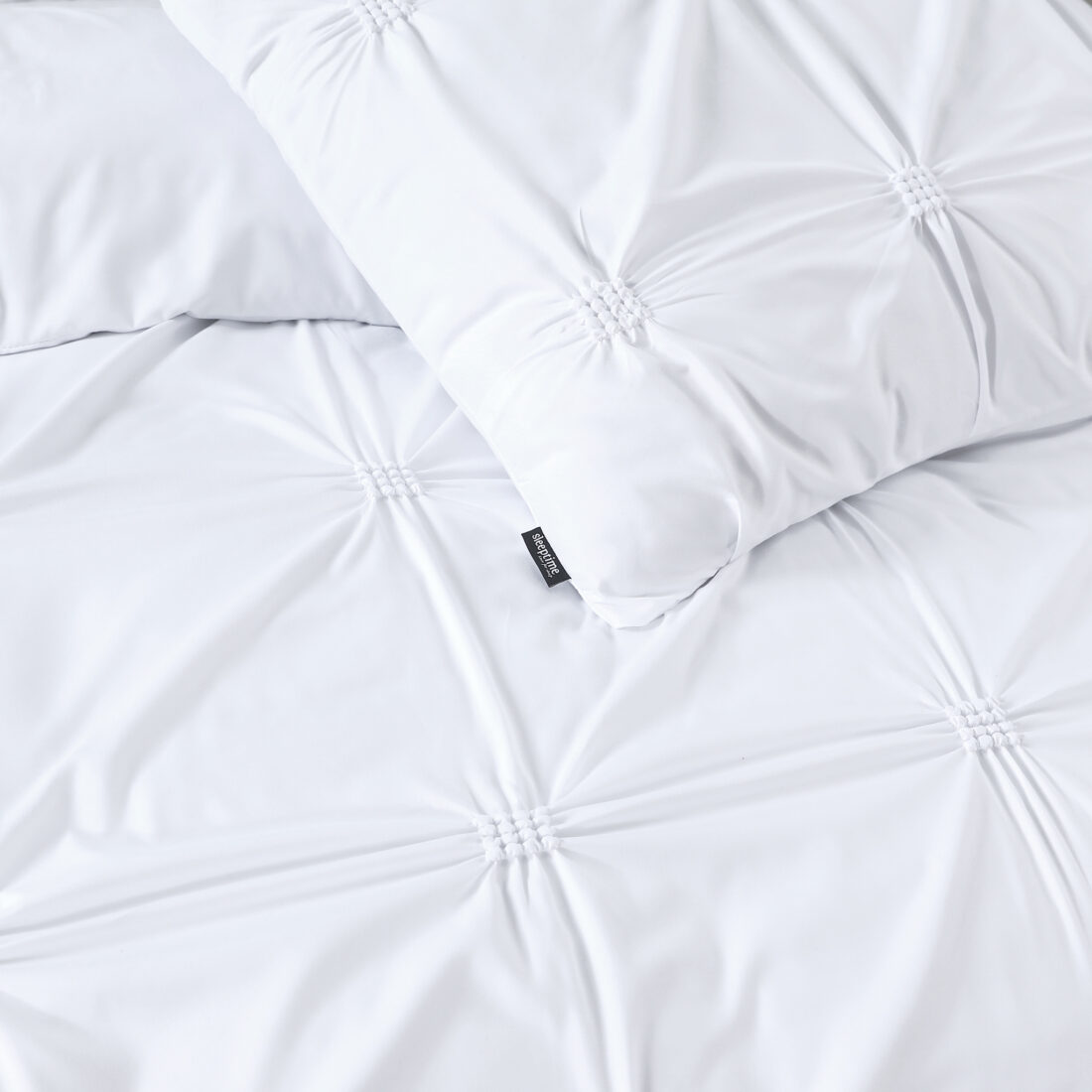 Punch Pintuck Wit 200 X 200 220