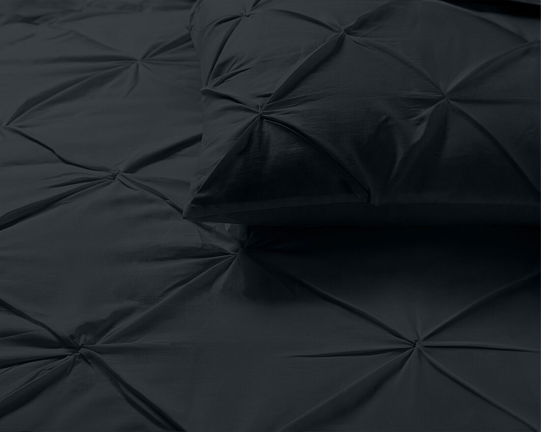 Salvador Zwart 240 X 220